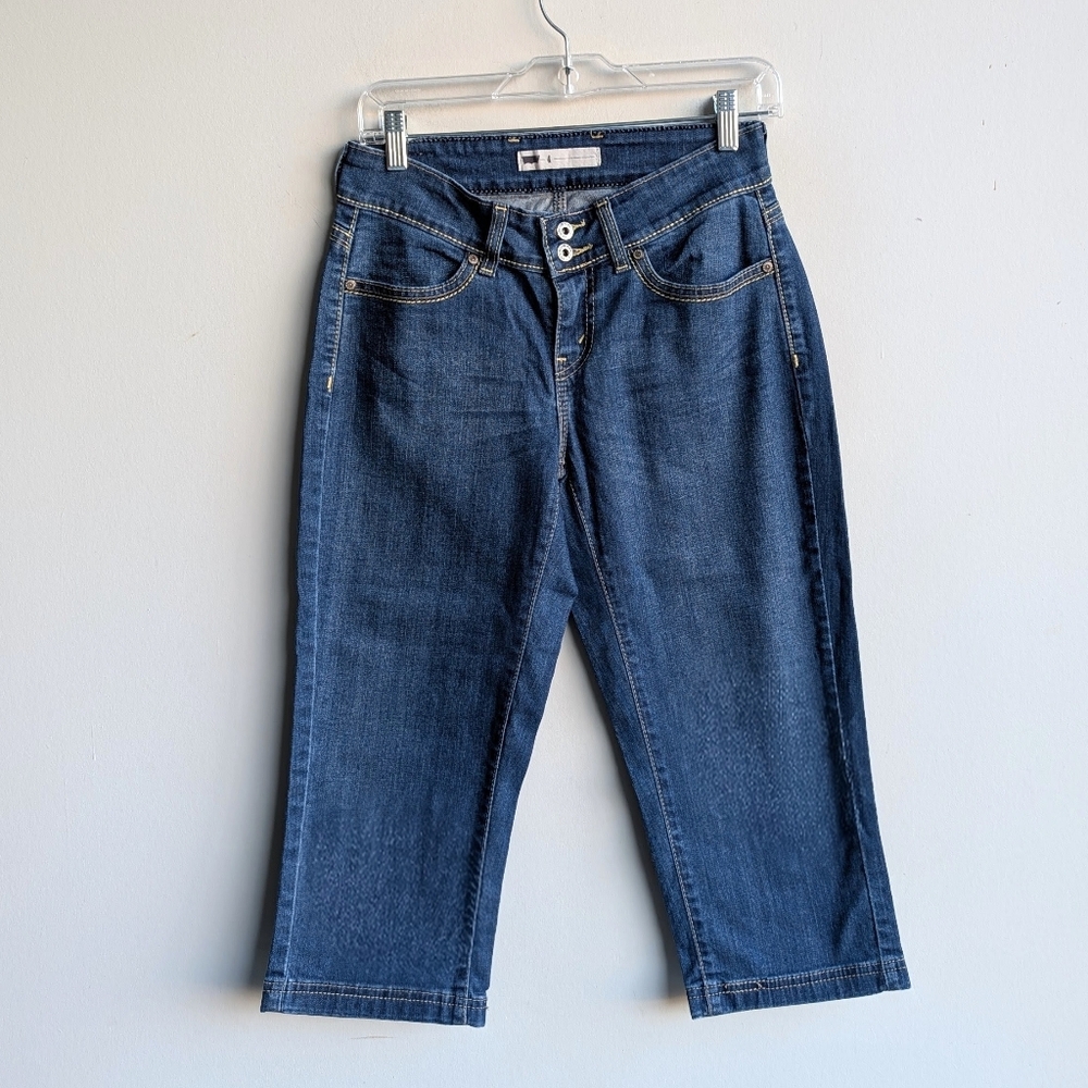 Levi's Capris Cropped Jeans